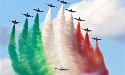 Grandi emozioni a Pisa per l'Airshow con le Frecce Tricolori