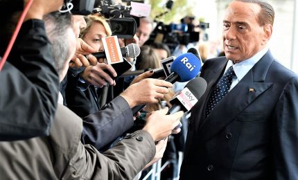 Berlusconi a Bruxelles: "Convincerò Orban a restare nel Ppe. Presidenza Commissione? Weber migliore"