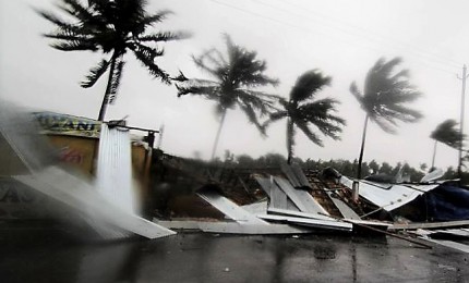 Il ciclone Fani si abbatte sull'India, evacuate oltre 1 milione di persone. Ci sono vittime