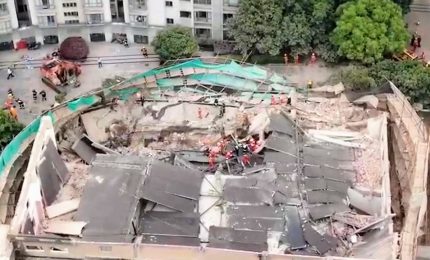 Edificio collassa a Shanghai, 5 morti accertati