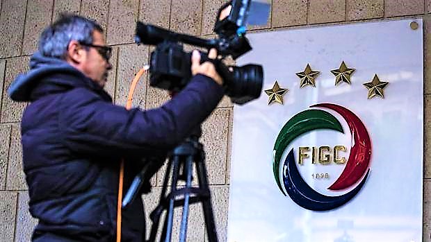 La Figc pensa a partenze scaglionate: Serie A, poi B e C