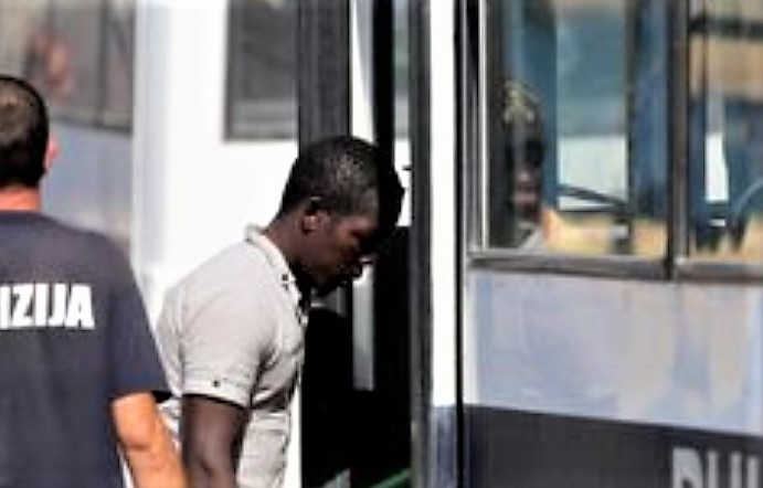 “Erano neri”, due militari sospettati primo omicidio razziale