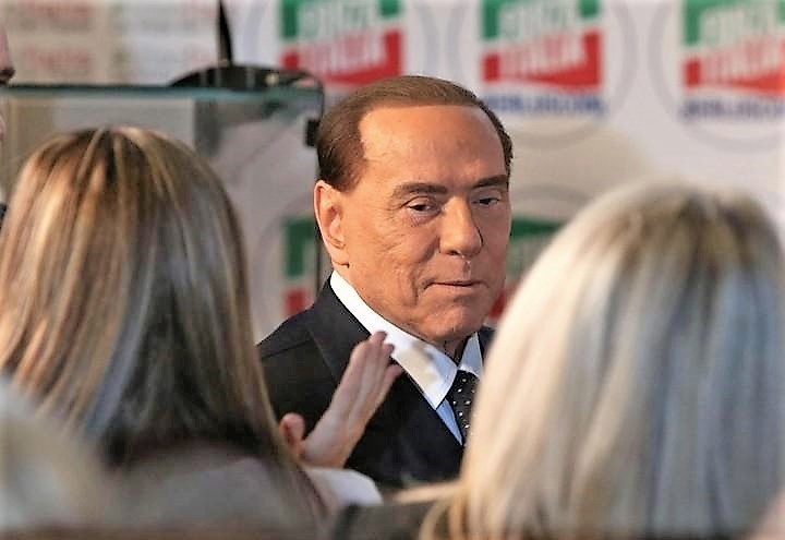 Berlusconi: Fi conferma in Campania candidatura Caldoro