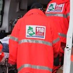 Intervento del 118 e dei carabinieri finisce in tragedia: automobilista muore in ambulanza nel Senigalliese