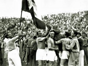 1Coppa_Rimet_1934_-_Italia_-_Vittorio_Pozzo