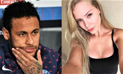 La modella accusa di nuovo Neymar di stupro: "Mi ha girato...". Poi spunta video
