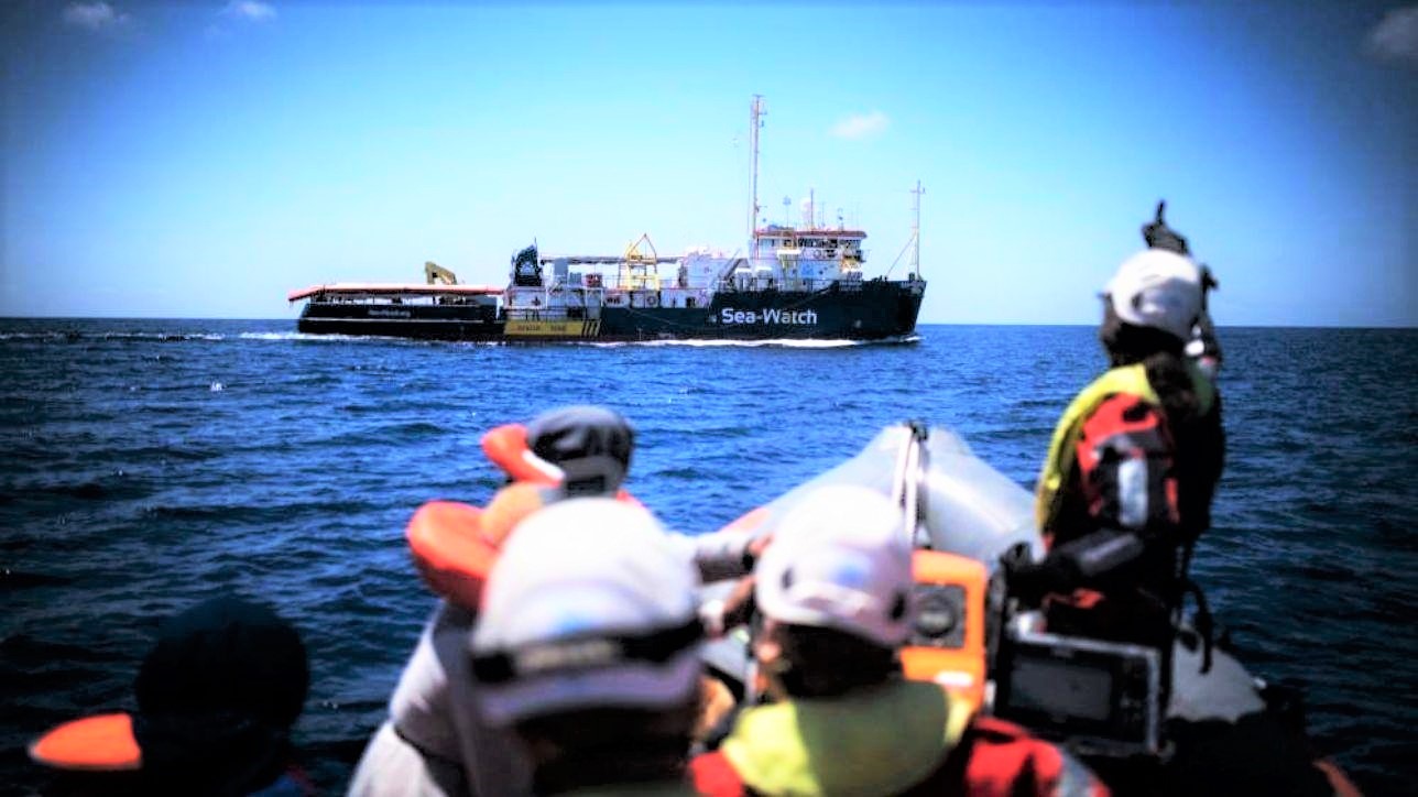 Viminale autorizza lo sbarco di dieci persone da Sea Watch