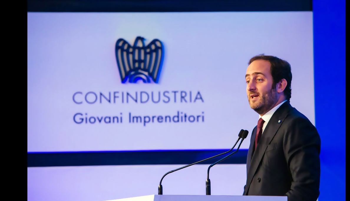 Monito degli industriali a governo, no guerra con l’Europa