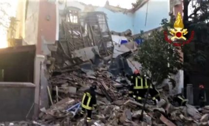 Crolla una palazzina a Gorizia, era abitata da tre persone