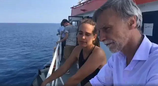 Delrio: rimaniamo sulla Sea Watch finché non saranno sbarcati