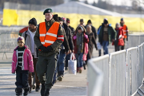 Migranti, pattugliamento misto italo-sloveno. Salvini: sigilliamo confine Lubiana