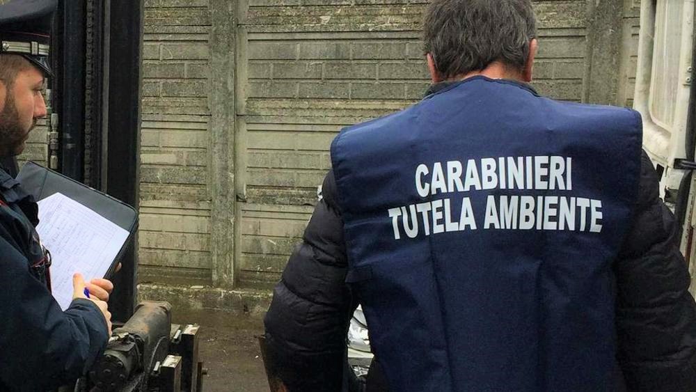 Traffico rifiuti, altri 20 arresti dopo maxi-incendio a Milano