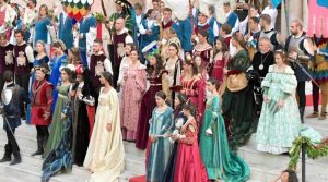 foto-corteo-sulmona-800x445