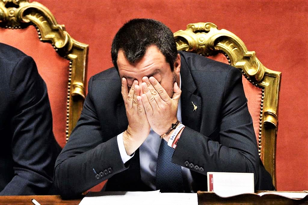 “Troppi rischi”, Salvini allontana la crisi. “I governi passano, le legislature restano”