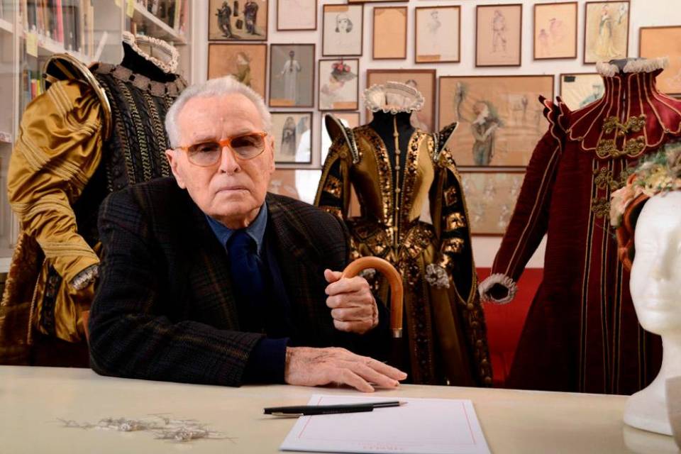 Addio a Piero Tosi, il costume come arte della scena. Aveva 92 anni