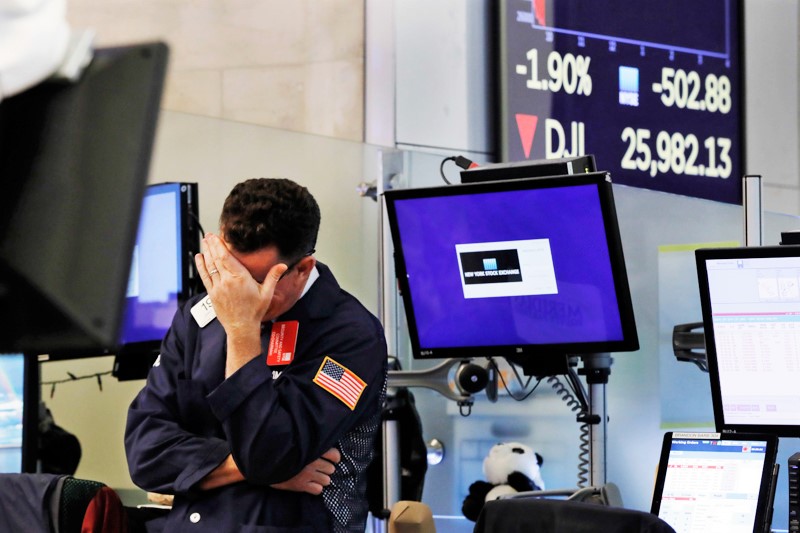 Wall Street peggiora Dow Jones a picco -4,91%, Nasdaq -3,29%