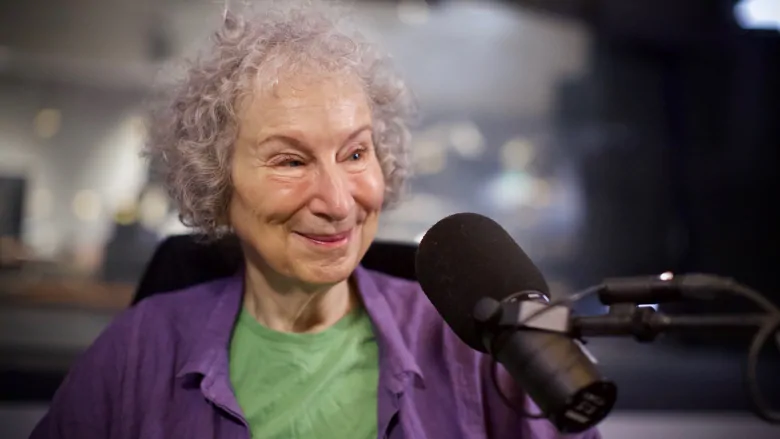 Margaret Atwood sull'aborto negli Usa: spetta alle donne votare