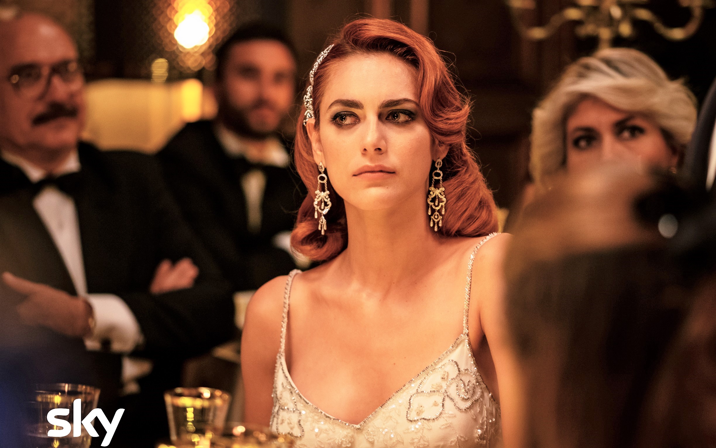 Miriam Leone (Veronica Castello - Sposa)