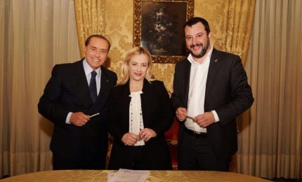 Vertice Berlusconi-Salvini-Meloni: "Al lavoro per le politiche". Verso piazza unitaria a Roma