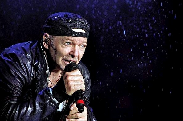 Vasco Rossi: “Faremo un festival rock a Imola”