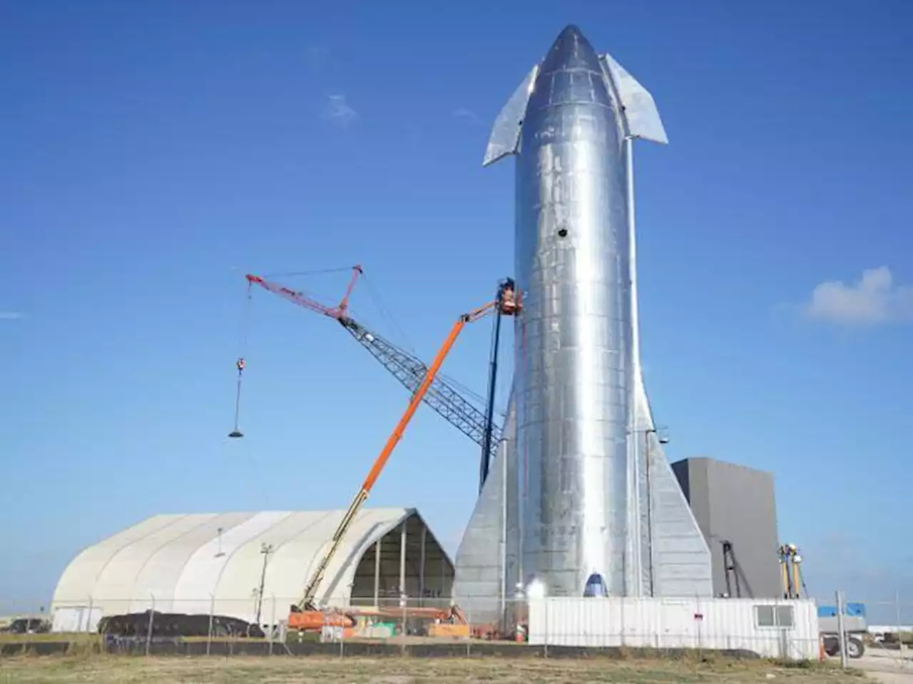 Elon Musk svela la nuova astronave Starship di SpaceX