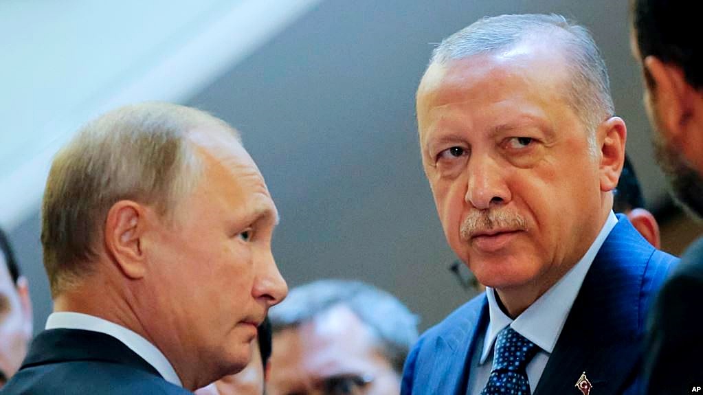 Siria, scade la tregua con i curdi. Oggi Erdogan da kingmaker Putin