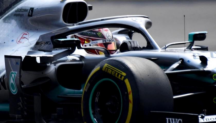 Gp Russia: Hamilton in pole, Ferrari lontane