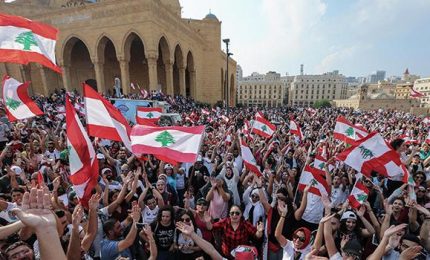 Proteste di piazza anti-governative, caos a Beirut. Nasrallah: "Rischio di guerra civile"
