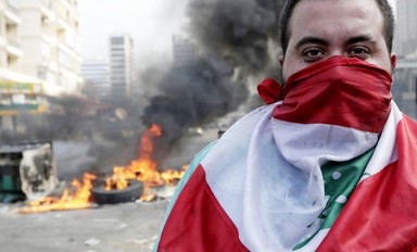 Libano in subbuglio, Hariri chiede 72 ore per soluzione crisi economico-sociale