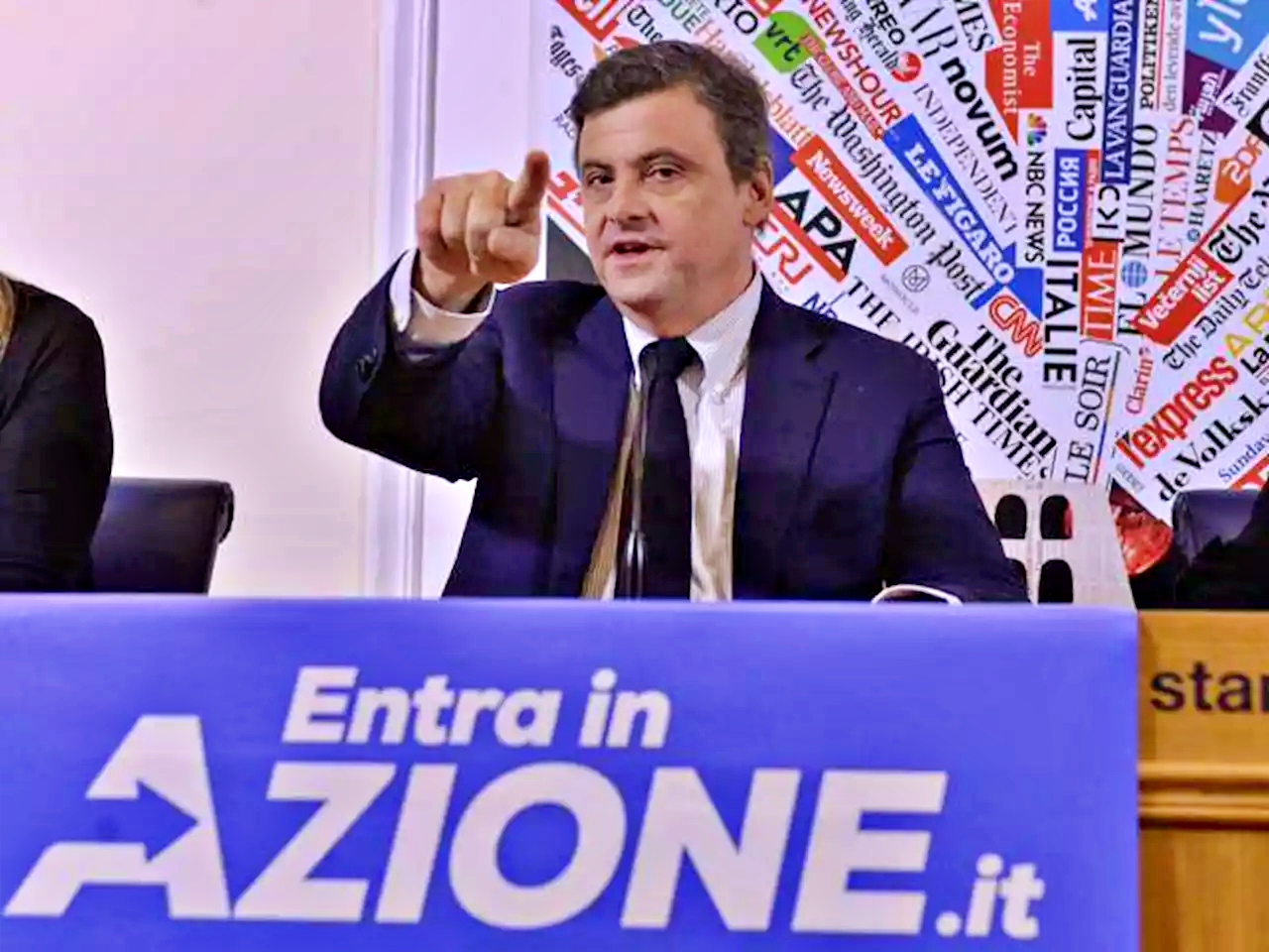 Calenda: serve riformismo pragmatico, no dialogo con M5s e Fdi