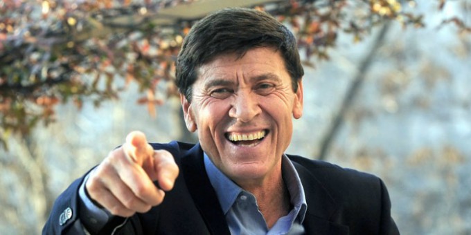 Gianni Morandi compie 75 anni e i fan lo festeggiano su Facebook