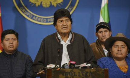 Bolivia, manifestanti esultano: Morales annuncia dimissioni