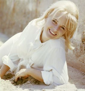 10Sue Lyon-Lolita