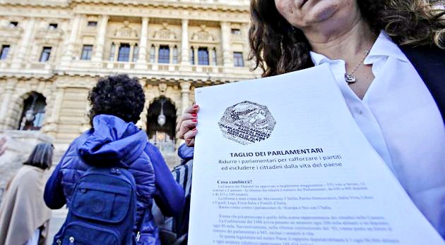 Stop a legge taglio parlamentari, raccolte firme per referendum
