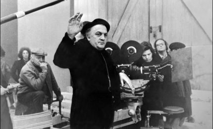 Federico Fellini compie 100 anni e l'Italia lo festeggia