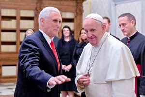 Mike Pence e Papa Francesco