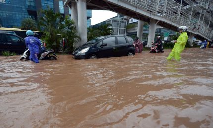 Salgono a 43 i morti per le inondazioni a Giacarta