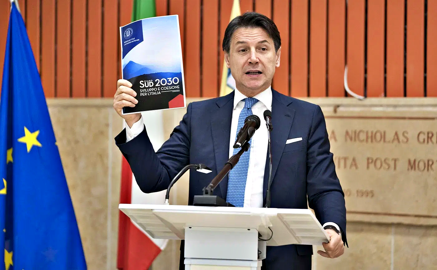 Il governo è a pezzi e Conte presenta il Piano per il Sud con “gaffe”