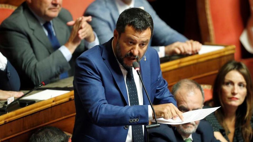 Centrodestra, scatta il processo a Salvini. Che si difende: conta la squadra