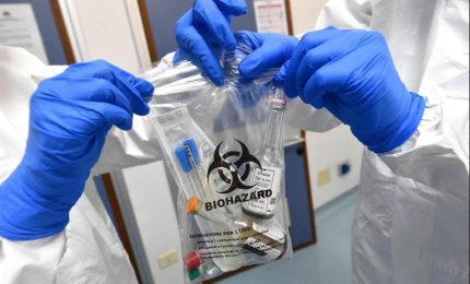 Coronavirus: 12 ricoverati a Roma per eseguire i test, 20 sotto osservazione