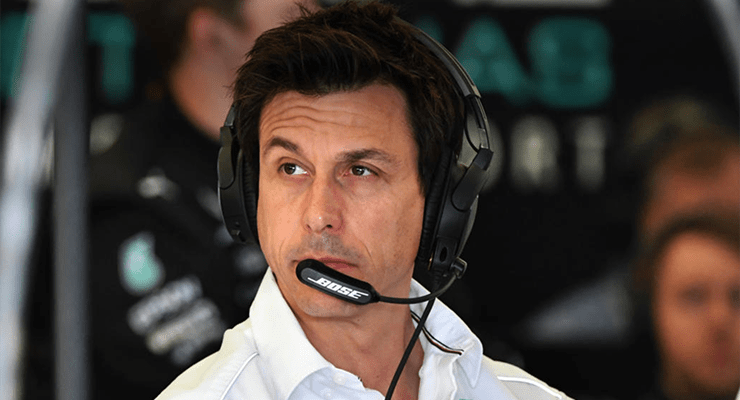 Toto Wolff: “Lo sport ci può unire anche ora”