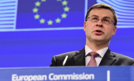 Nuove regole su bilancio Ue. Dombrovskis: "Nel 2023 riattiveremo il Patto di stabilità"