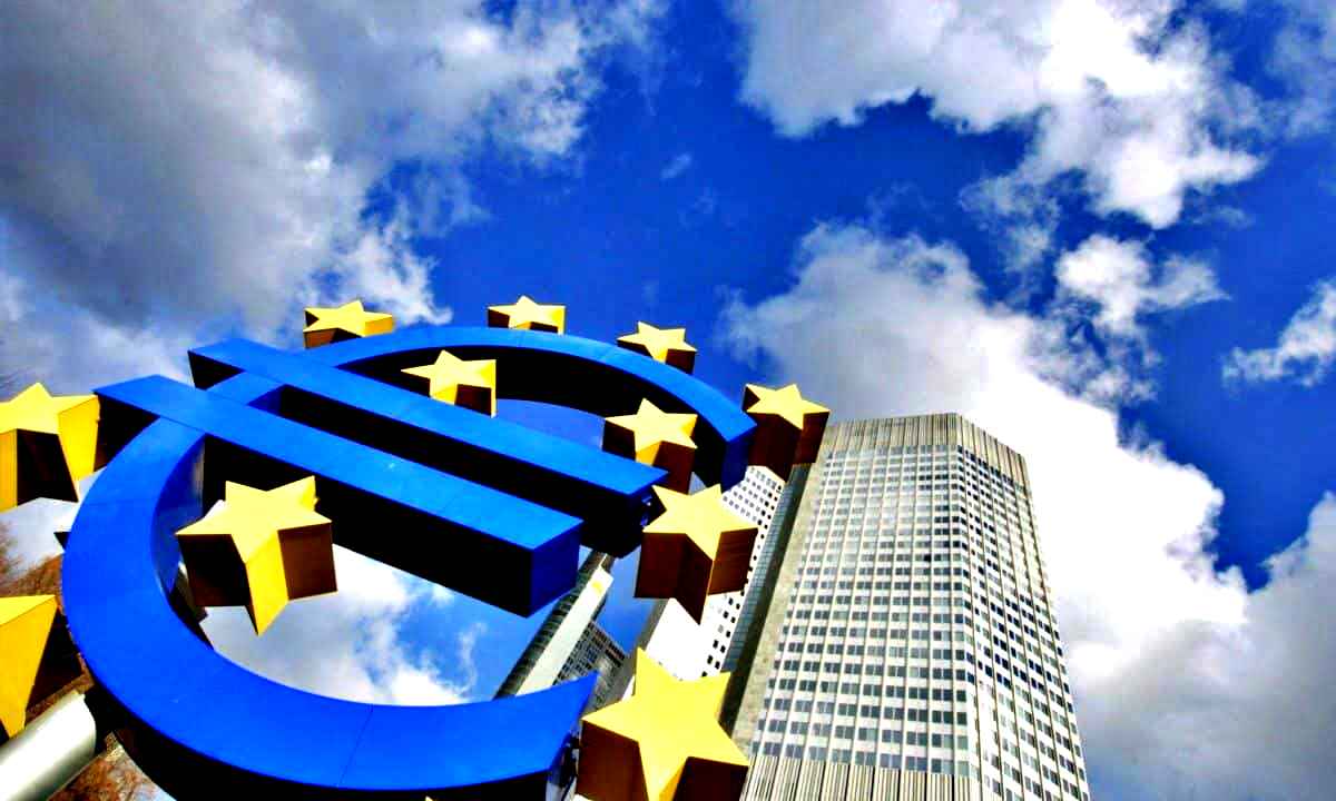 Bce, con crisi pandemica bilancio Eurosistema balza di 2.300 miliardi