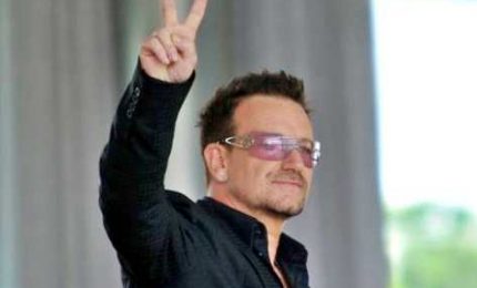Bono canta a sorpresa per l'Italia e chi combatte il coronavirus