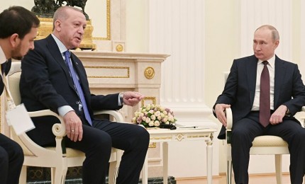 Putin accoglie Erdogan a Mosca, accordo in tre punti sulla crisi siriana