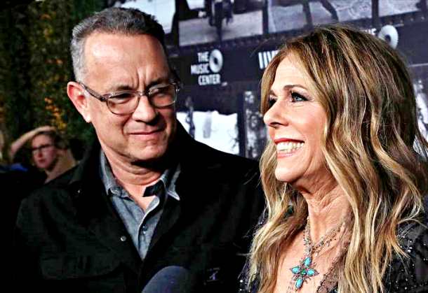 Tom Hanks e la moglie Rita Wilson sono diventati cittadini greci