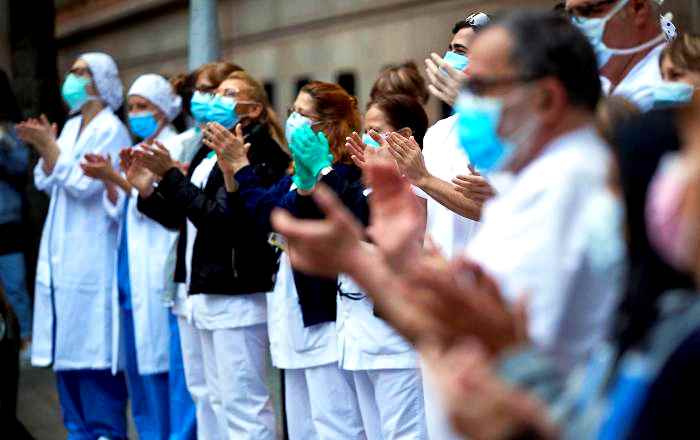 In Italia continua la frenata del Covid: in 24 ore 18 vittime e 122 nuovi casi