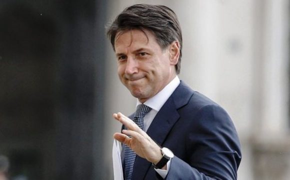 M5s pubblica liste, Conte candidato 5 volte in 4 Regioni