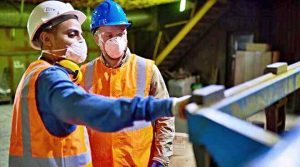 operai-coronavirus-mascherine-120752.660x368