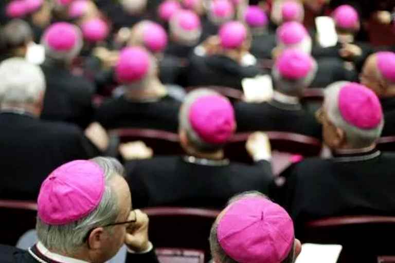 vescovi uniti contro la retorica della paura il vangelo sfida la politica di trump